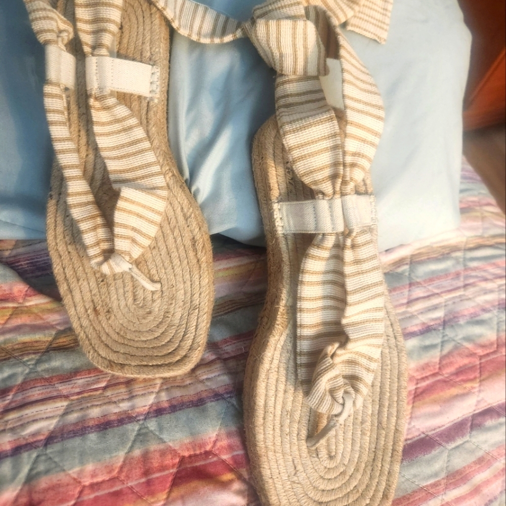 Zara Womens size 9 jute ankle wrap espadrilles